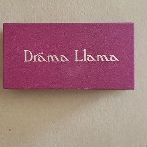 "CAT EYE" magnetic lashes with magnetic eyeliner